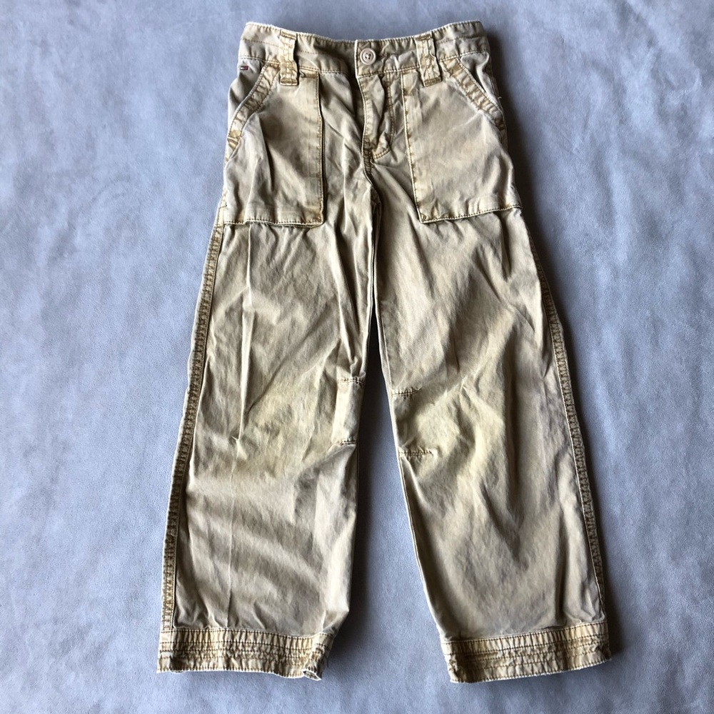 Tommy Hilfiger ~ Khaki Pants ~ Boys Size 5